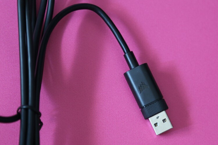 MV新轴体新体验：海盗船K60 PRO樱桃VIOLA机械键盘开箱