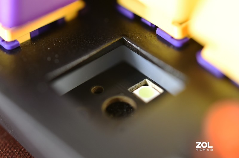 尝一尝国产紫金轴-达尔优A87全插拔紫金轴机械键盘分享