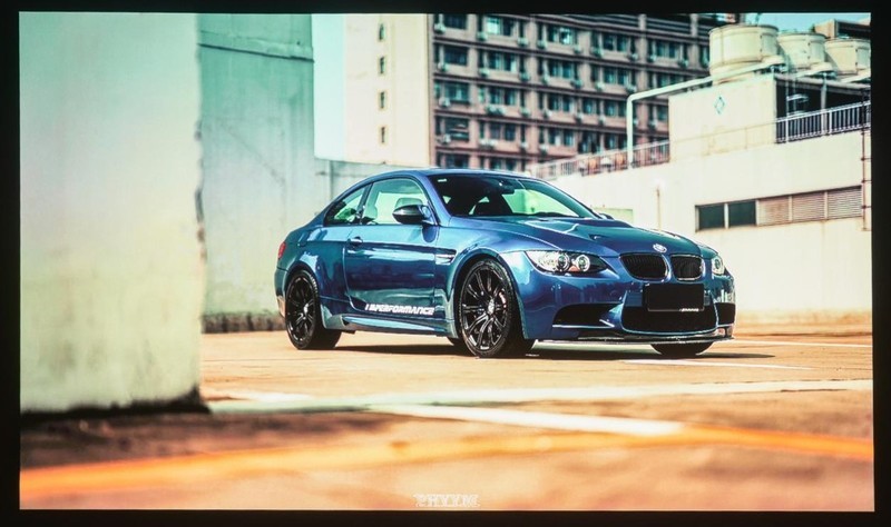 摄影师用什么投影仪拍高逼格大片？优先选明基E592智能高清投影仪