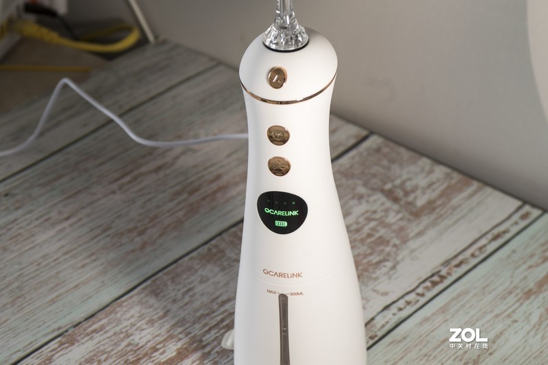 颜值与实力并存--OcareLink/欧卡尔琳 P40 小蛮腰冲牙器