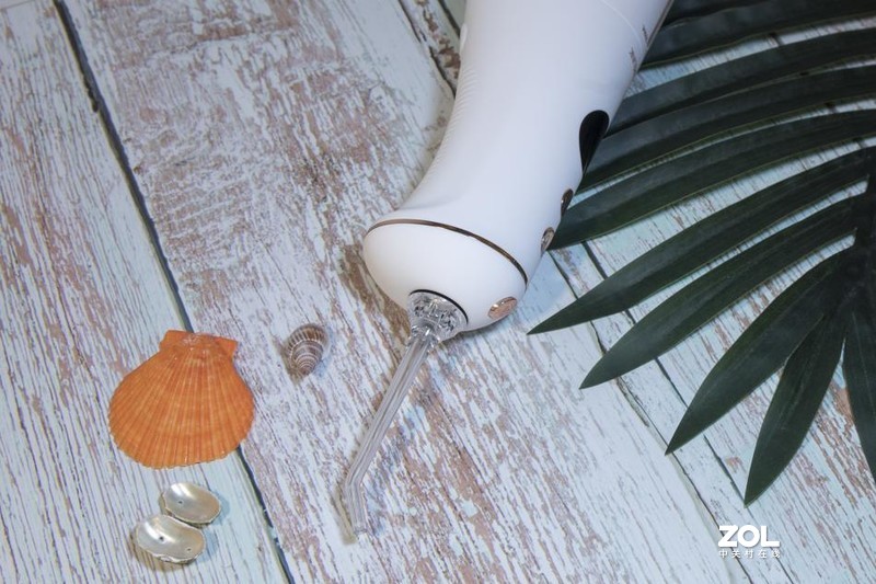 颜值与实力并存--OcareLink/欧卡尔琳 P40 小蛮腰冲牙器