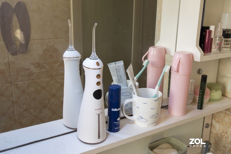 颜值与实力并存--OcareLink/欧卡尔琳 P40 小蛮腰冲牙器