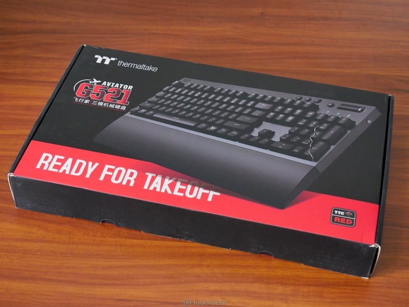 为我办公室添置的无线键盘：Tt G521三模机械键盘开箱