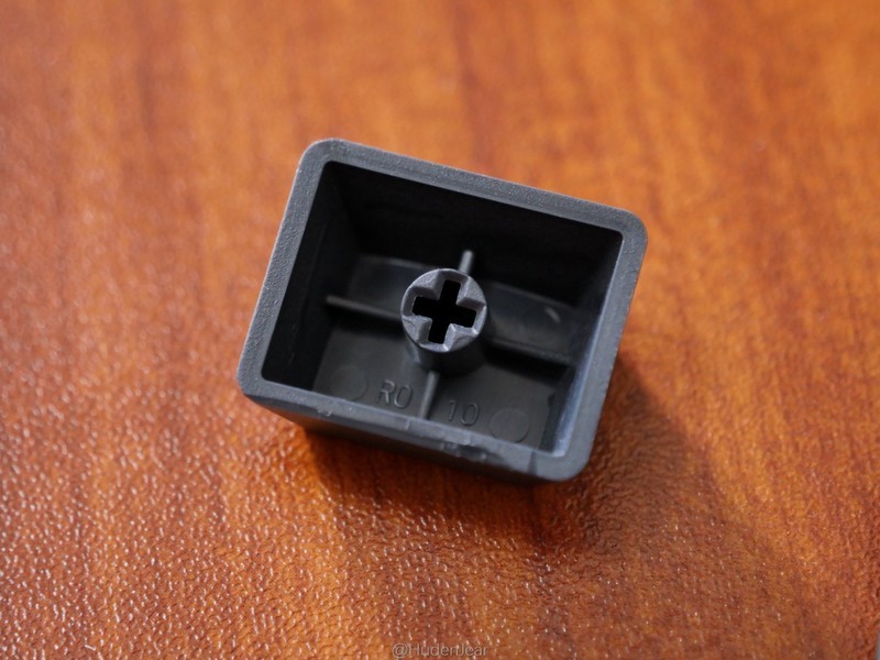 为我办公室添置的无线键盘：Tt G521三模机械键盘开箱