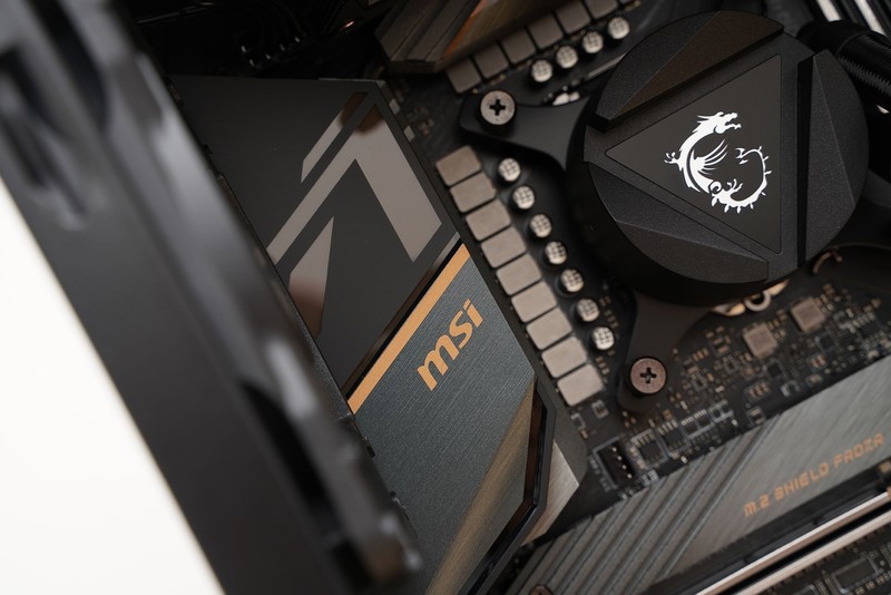 什么CPU才能喂饱高端空气？用 微星MAG Infinite RS无烬实测一下