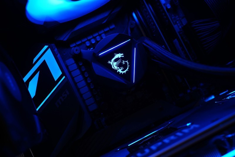 什么CPU才能喂饱高端空气？用 微星MAG Infinite RS无烬实测一下