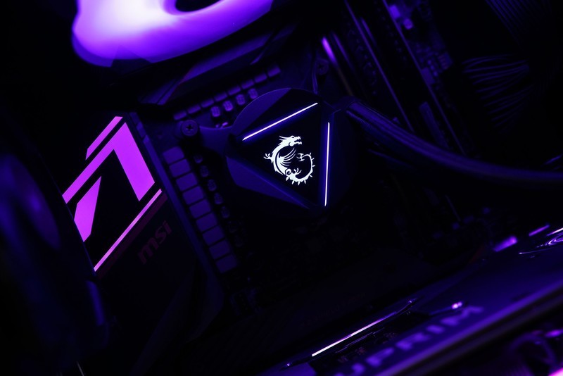 什么CPU才能喂饱高端空气？用 微星MAG Infinite RS无烬实测一下