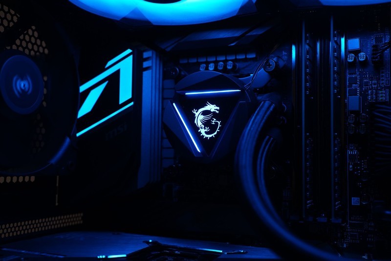 什么CPU才能喂饱高端空气？用 微星MAG Infinite RS无烬实测一下