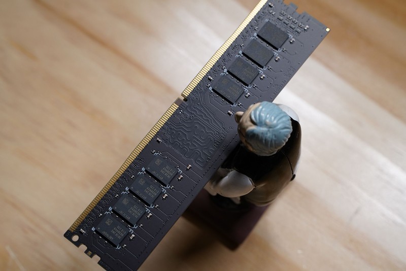 什么CPU才能喂饱高端空气？用 微星MAG Infinite RS无烬实测一下