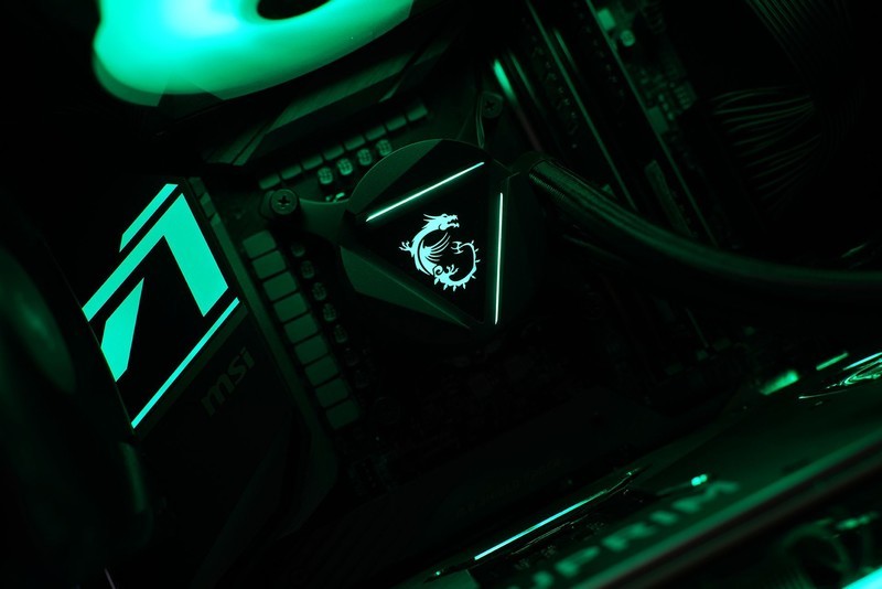 什么CPU才能喂饱高端空气？用 微星MAG Infinite RS无烬实测一下