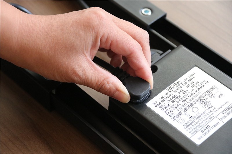 高低可调，站立坐卧都可以，网易新品升降桌体验