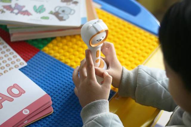 0-8岁儿童的良师益友——机器岛AI双点笔体验