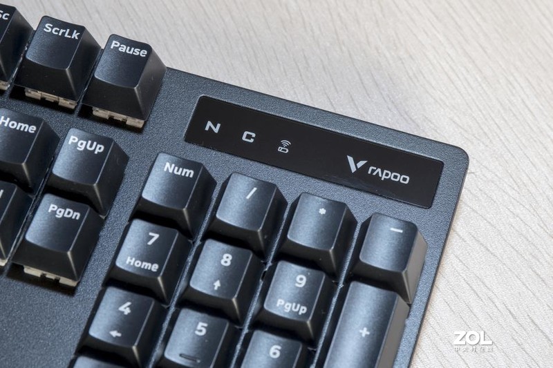 自主机械轴入门键盘新选择--雷柏V500Pro游戏机械键盘