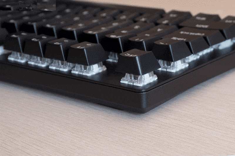 自主机械轴入门键盘新选择--雷柏V500Pro游戏机械键盘