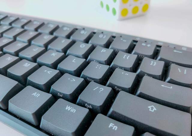 60%配列+矮轴=轻薄机械键盘，ikbc S200 Mini矮轴机械键盘评测