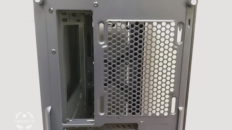 侧透机箱+ARGB冷排光污染改造记