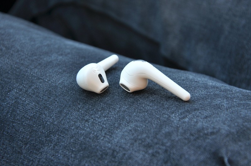 透气半入耳，佩戴轻盈舒适，周杰伦定制款万魔空气豆评测