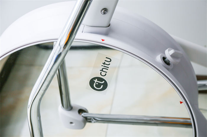 赤兔镜面全尺寸椭圆机，不只闪亮，更智能更有趣的健身器材