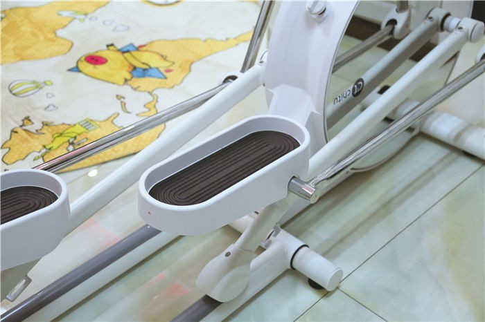 赤兔镜面全尺寸椭圆机，不只闪亮，更智能更有趣的健身器材