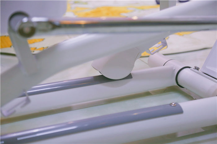 赤兔镜面全尺寸椭圆机，不只闪亮，更智能更有趣的健身器材