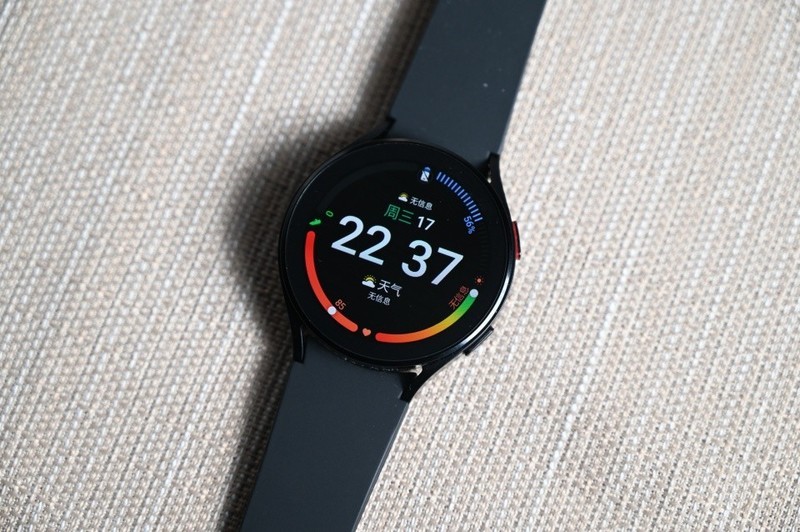 做工精巧的腕上多面手，运动健康功能是亮点，Galaxy Watch4上手