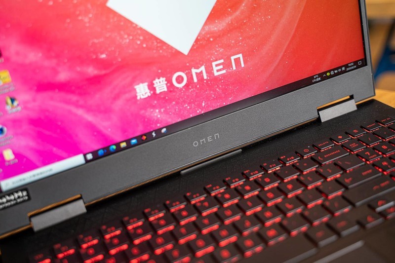 高颜值玩游戏如德芙般顺滑——暗影精灵6在此