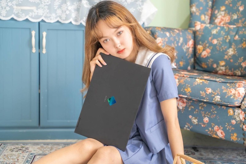 高颜值玩游戏如德芙般顺滑——暗影精灵6在此