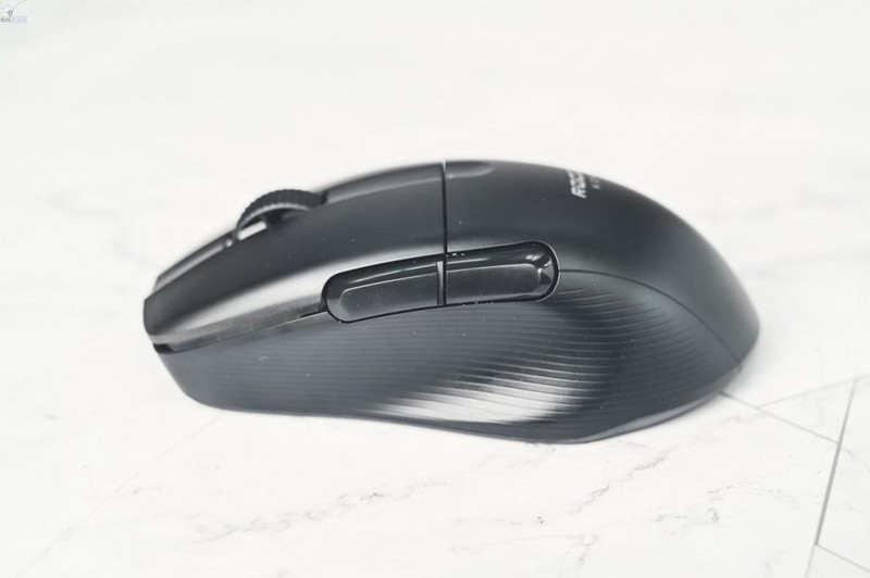 操作更顺滑的电竞鼠标，拥有100小时续航，KONE Pro Air上手