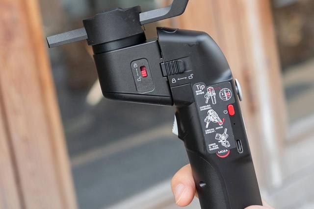 魔爪Min-P手机微单稳定器，小巧灵活功能多，拍最酷的大片