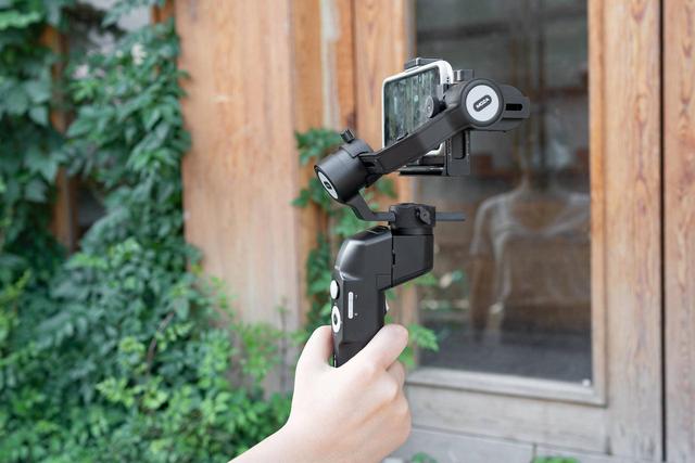 魔爪Min-P手机微单稳定器，小巧灵活功能多，拍最酷的大片