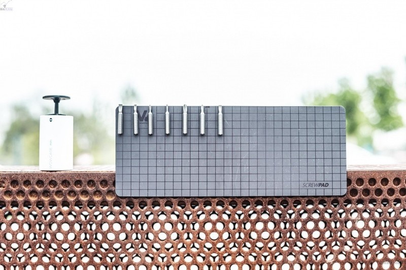 小件拆装好帮手，WOWSTICK锂电螺丝刀套装体验