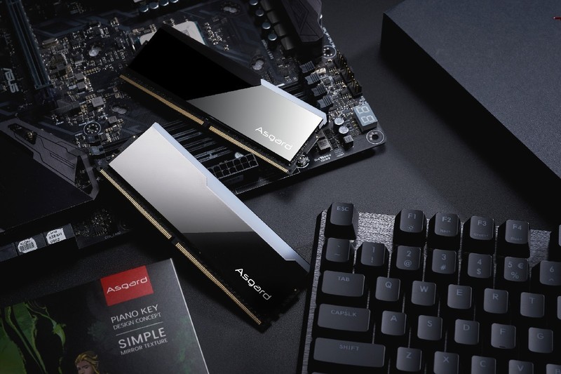 现在装电脑买Z690主板，选DDR4还是DDR5的内存条合算呢？