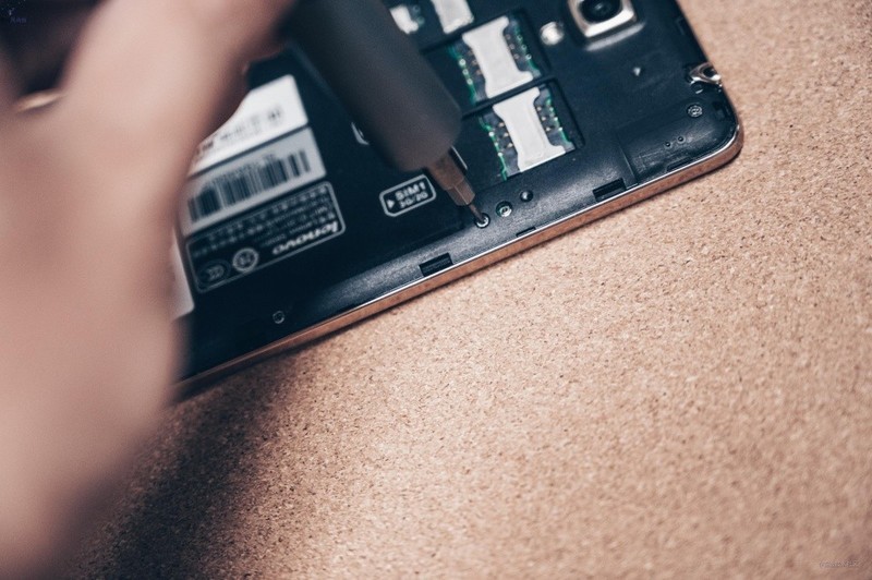 小件拆装好帮手，WOWSTICK锂电螺丝刀套装体验