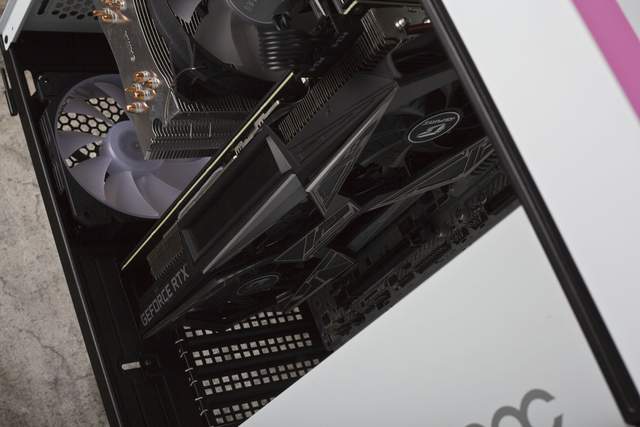 CPU核心背部装风扇可行吗？GAMEMAX布洛芬C3有新玩法