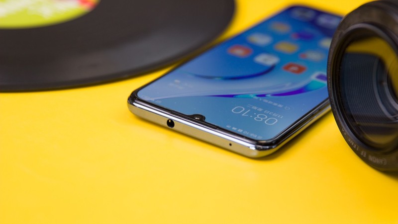 2000元的5G手机又一个选择，vivo Y73s简评