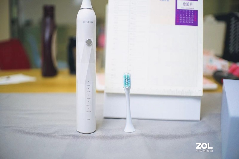 口碑最好的电动牙刷，牙医推荐扉乐电动牙刷的理由！