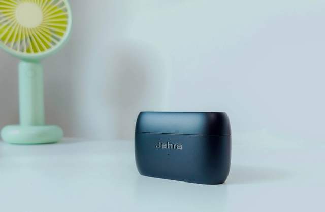 听不到飞机的引擎声，捷波朗Elite 85t耳机评测：降噪王者+真保值