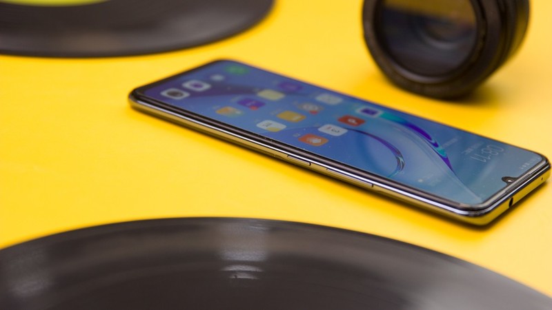 2000元的5G手机又一个选择，vivo Y73s简评