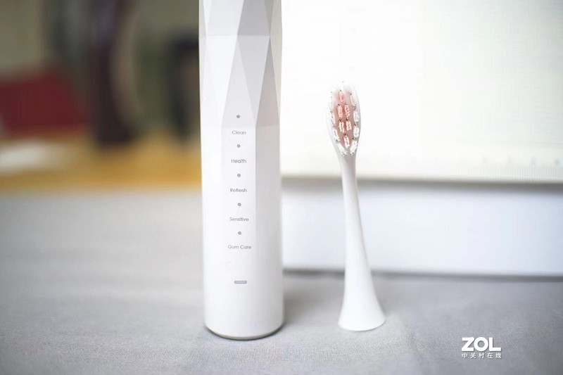 口碑最好的电动牙刷，牙医推荐扉乐电动牙刷的理由！