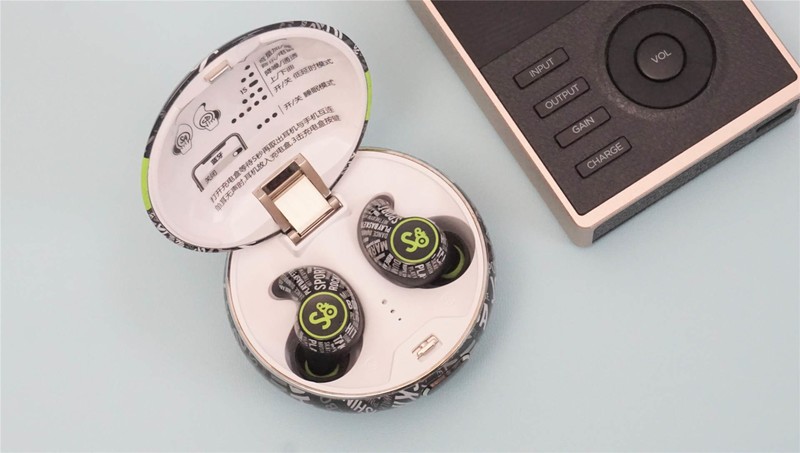 魔浪s主动降噪耳机评测：潮流动感还有全频动铁，续航40多小时