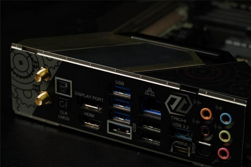 B550上旗舰？ASRcok B550 TaiChi/R9 3900X 体验分享