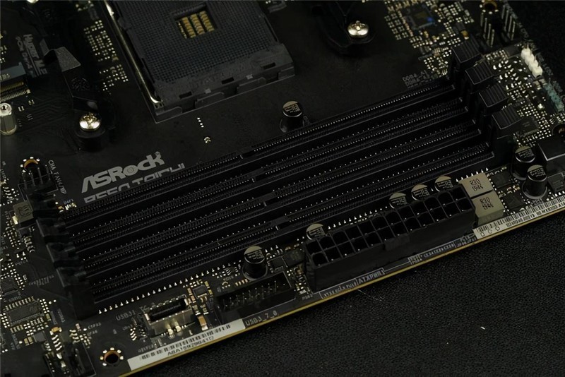 B550上旗舰？ASRcok B550 TaiChi/R9 3900X 体验分享