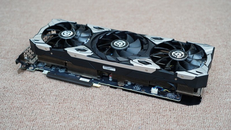 Intel 11代CPU有多强？i7 11700KF、10700K对比实测告诉你