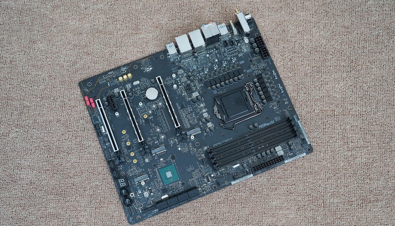 Intel 11代CPU有多强？i7 11700KF、10700K对比实测告诉你