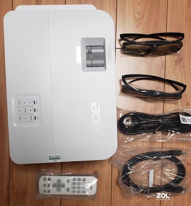 不超万元，让家秒变电影院的投影仪终于安排上啦！