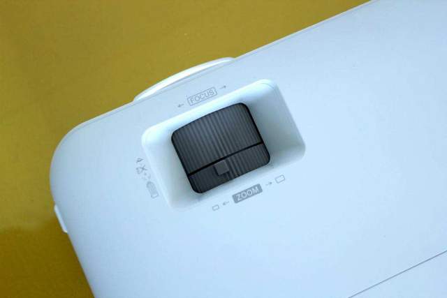 游戏追剧兼顾，4K画质高亮度低延迟，优派PX701-4K评测