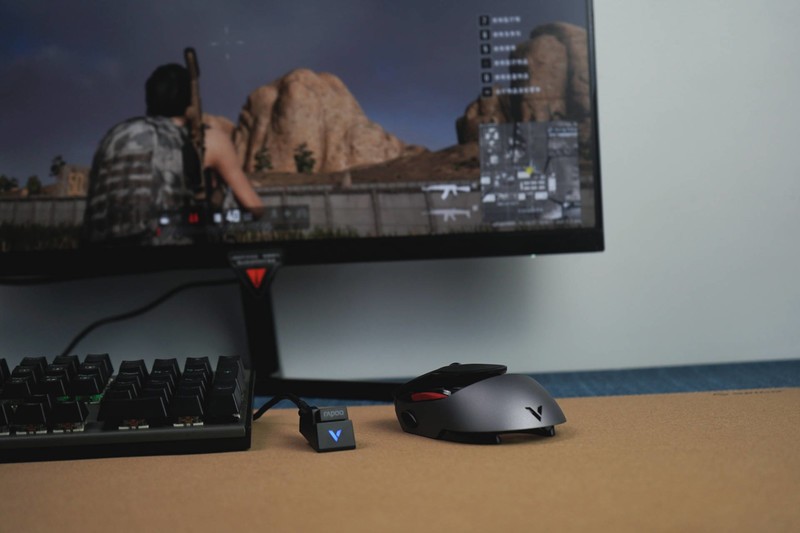 鼠标够酷，吃鸡有风度，酷炫屏显双模电竞鼠标雷柏VT960体验