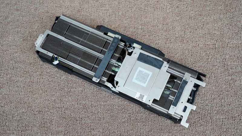 Intel 11代CPU有多强？i7 11700KF、10700K对比实测告诉你