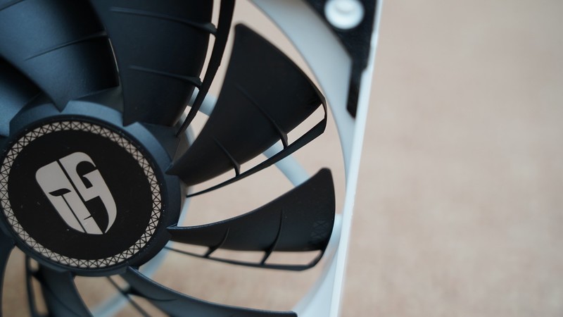 Intel 11代CPU有多强？i7 11700KF、10700K对比实测告诉你