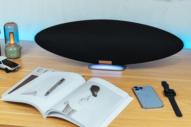 经典的传承，齐柏林飞艇御风而来：B&W 宝华韦健 Zeppelin 5 蓝牙音箱